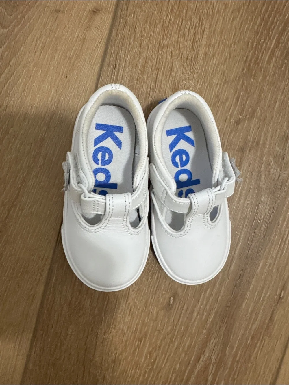 Keds White Girls Mary Jane Shoes with Flower Accent
